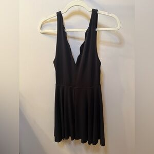 Kimchi Blue Black Plunging V-Neck Flowy Romper | Size S